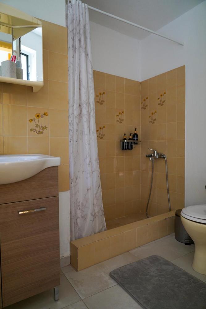 Cosy Guest House With Private Yard Saronida Exteriér fotografie